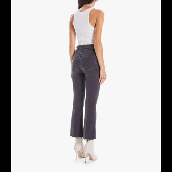 Mother Women’s “The Hustler” ankle fray bootcut high rise faded black jeans 26